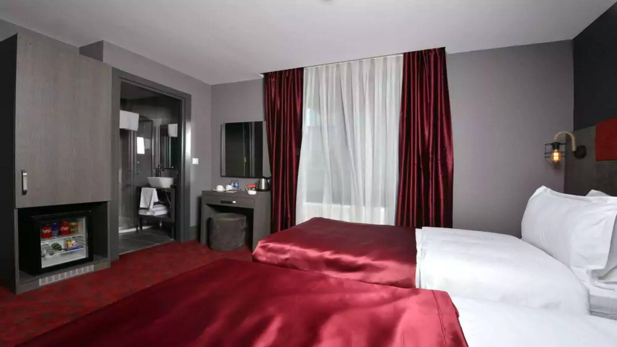 A11 Hotel Istanbul Bagian luar foto
